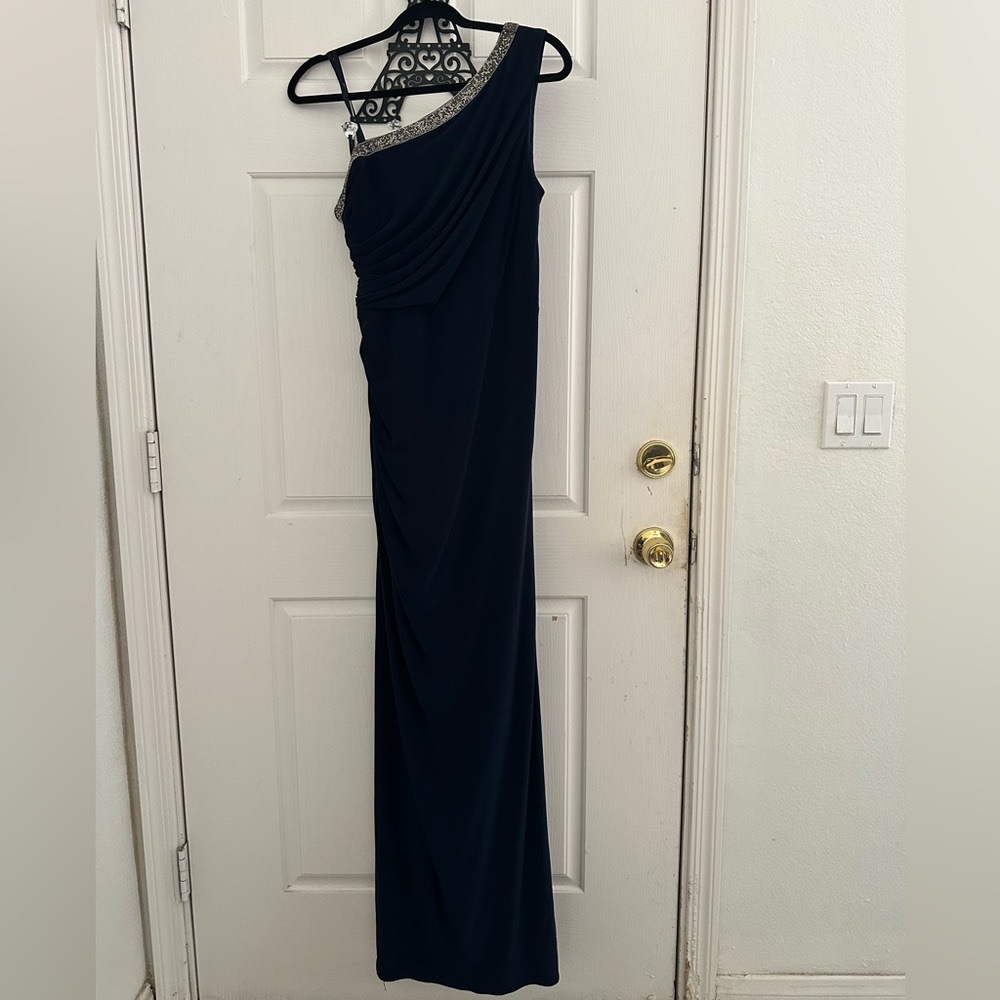 Elegant dress prefect for wedding guest